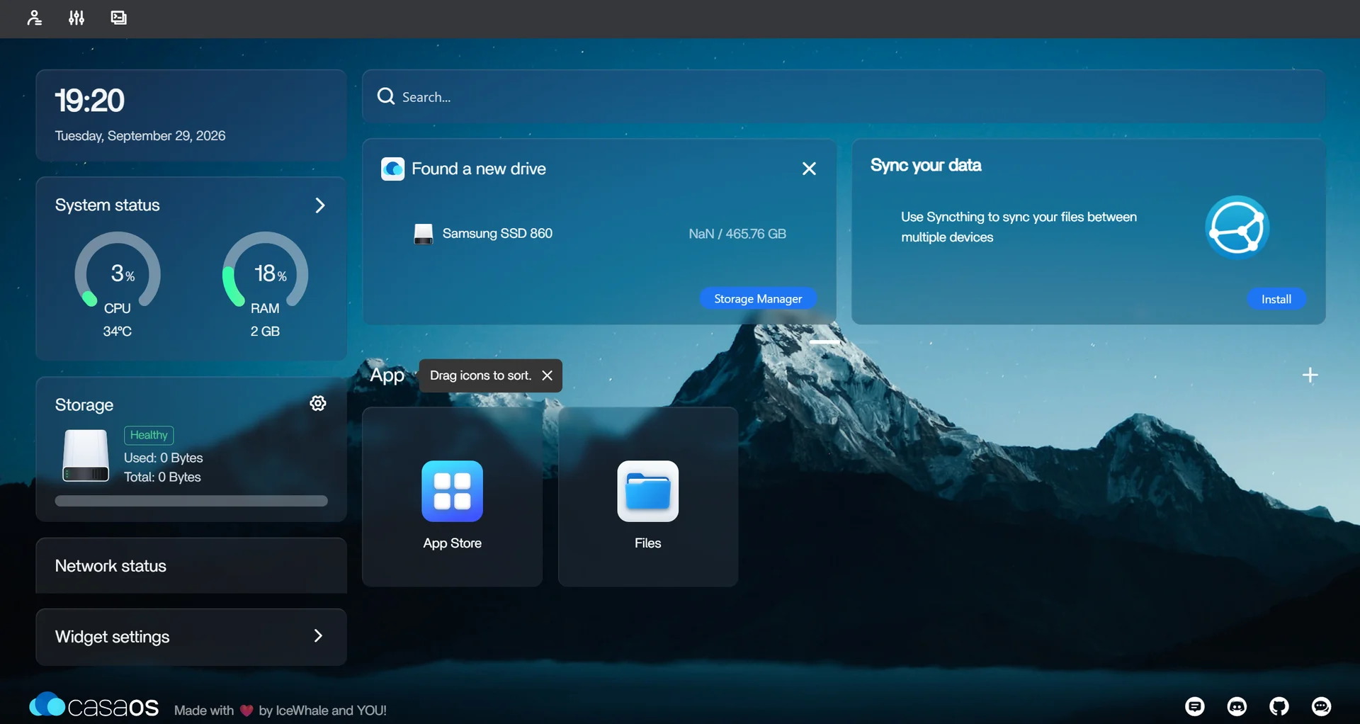CasaOS dashboard showing system status widgets (CPU, RAM, storage) and installed app icons